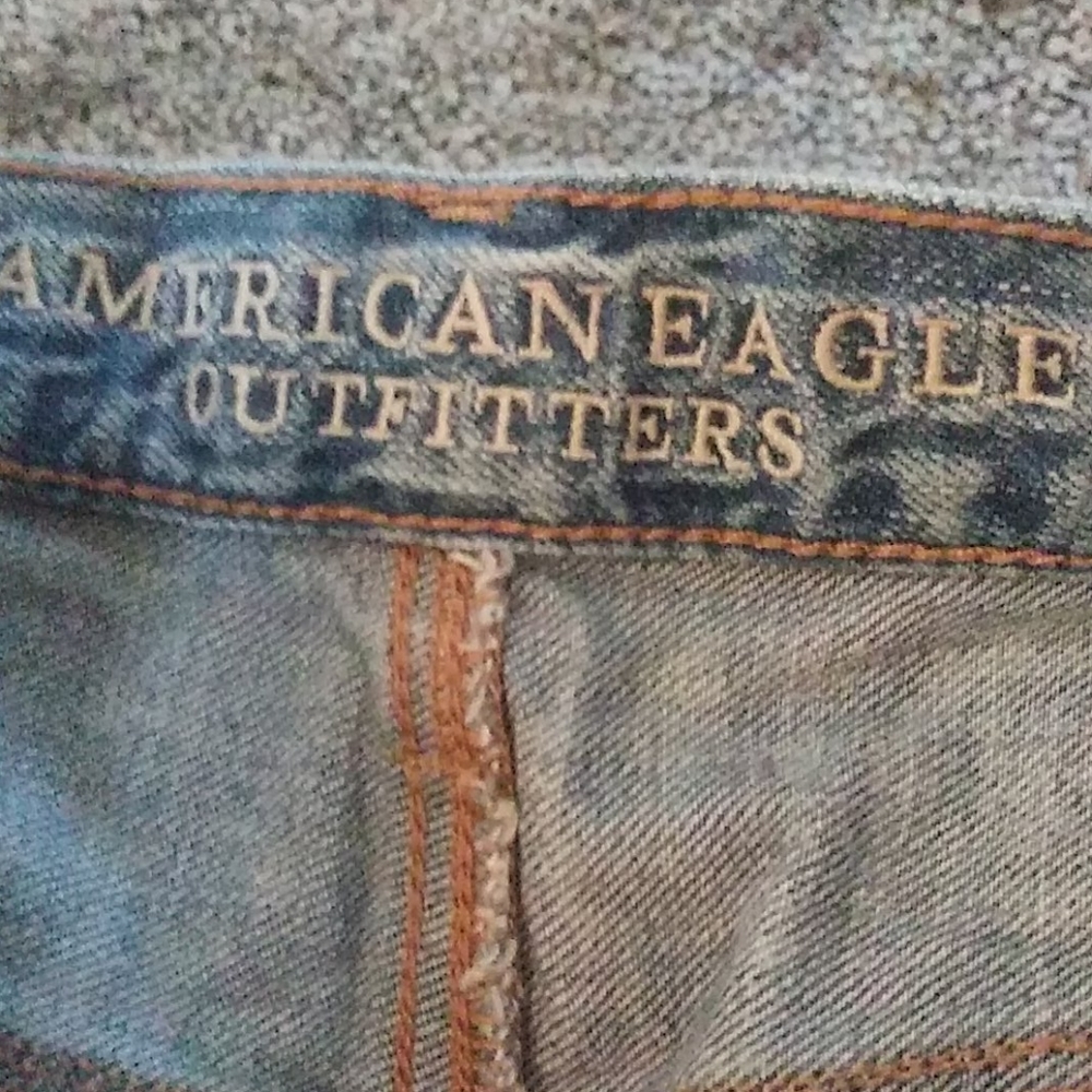 Shorts - Picture 3 of 3